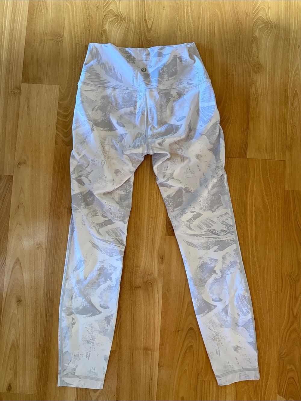 lululemon athletica White & Light Gray Patterned High-Rise Leggings